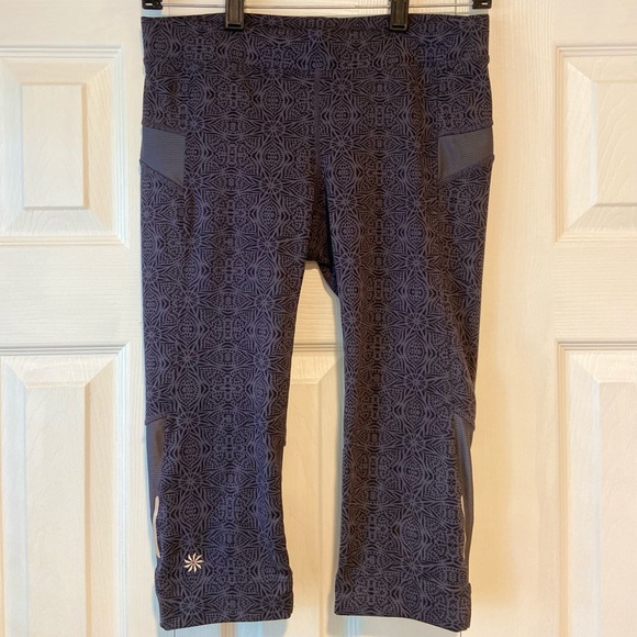 Athleta Bare to Run Knicker Leggings - Picture 2 of 9